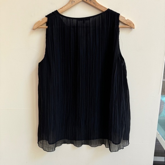 Madewell Pleated Black Sleeveless V Neck Blouse Womens Size XS Layered Chiffon - Picture 8 of 15